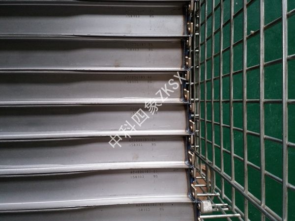 寶馬天窗導(dǎo)軌激光焊接